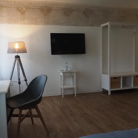 Quintana Hotel Kunzing